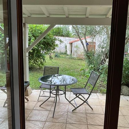 Sous L Olivier Appartement Tusson Buitenkant foto