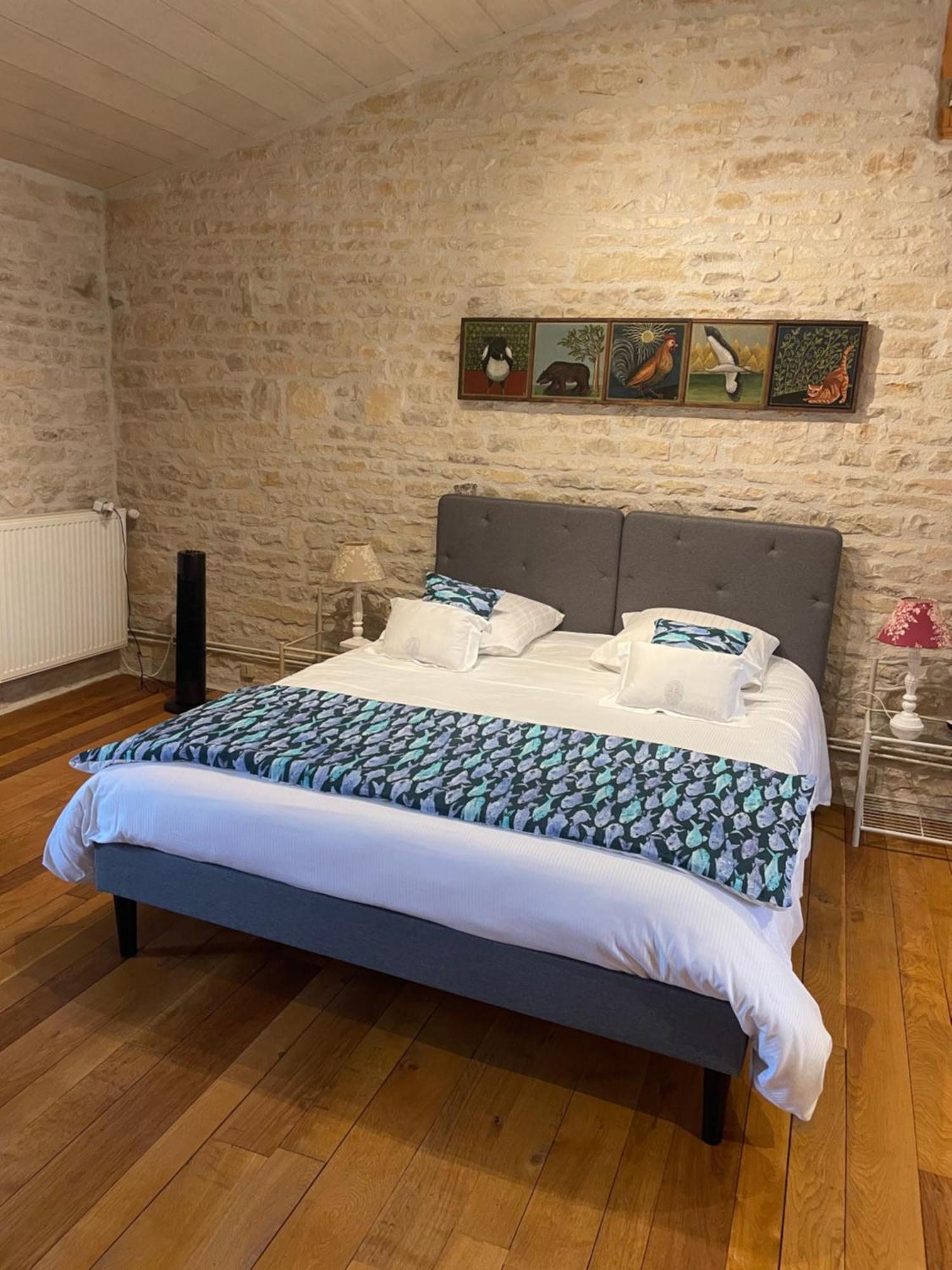 Sous L Olivier Appartement Tusson Buitenkant foto